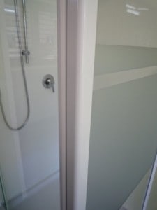 Alcove Shower White Door Frame
