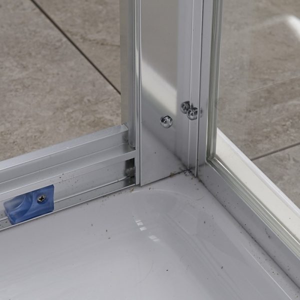 Everest Shower enclosure door to tray inside